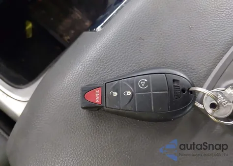 2019 Ram 1500 Classic Big Horn 4X4 5'7 Box z USA, uszkodzony, nr VIN 1C6RR7LT9KS623451